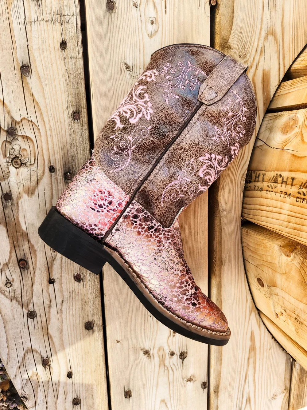 Old West Girls Pink Embroidered Western Cowboy Boots Size 1D Youth